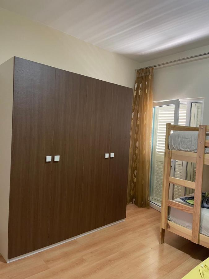Et Apartaments Тирана Экстерьер фото